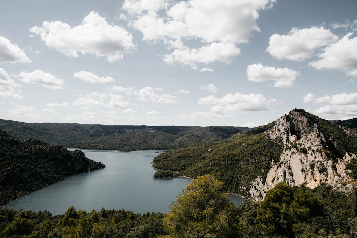 La Pertusa en el sur del Congost de Mont Rebei, Pallars Jussà
