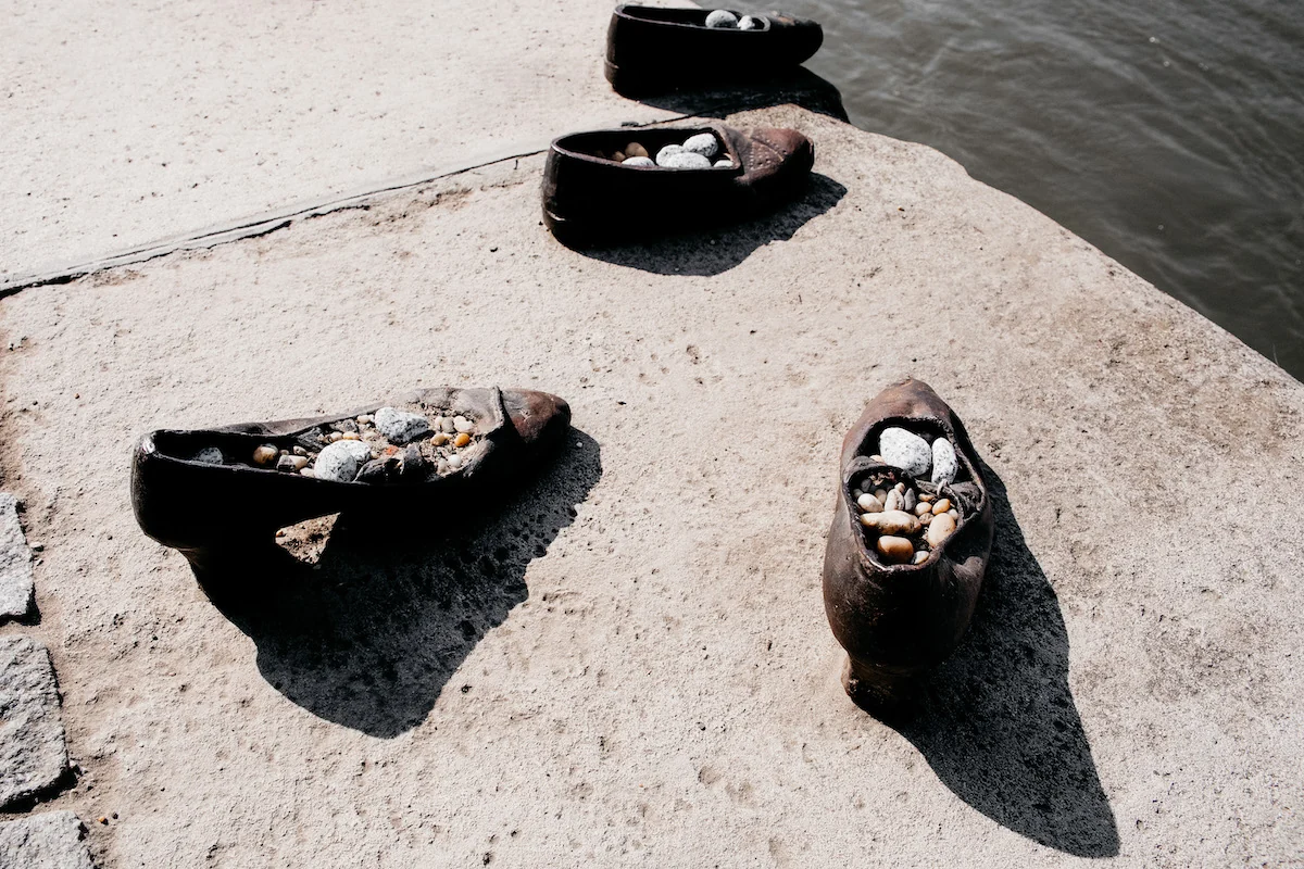 Monumento zapatos del Danubio den Budapest, Hungría