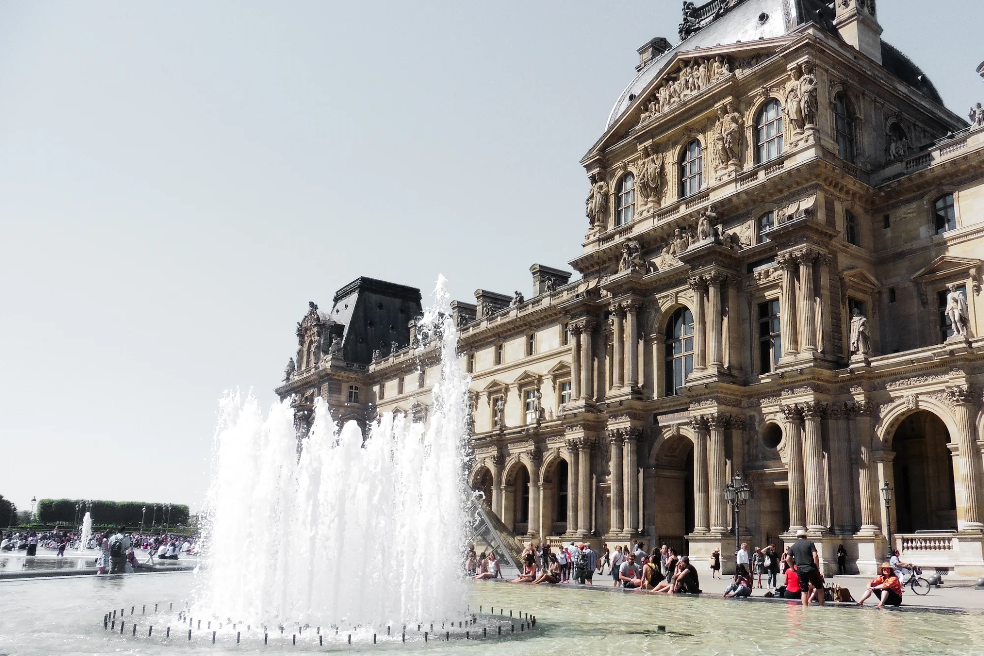 Museo del Louvre, París, Francia