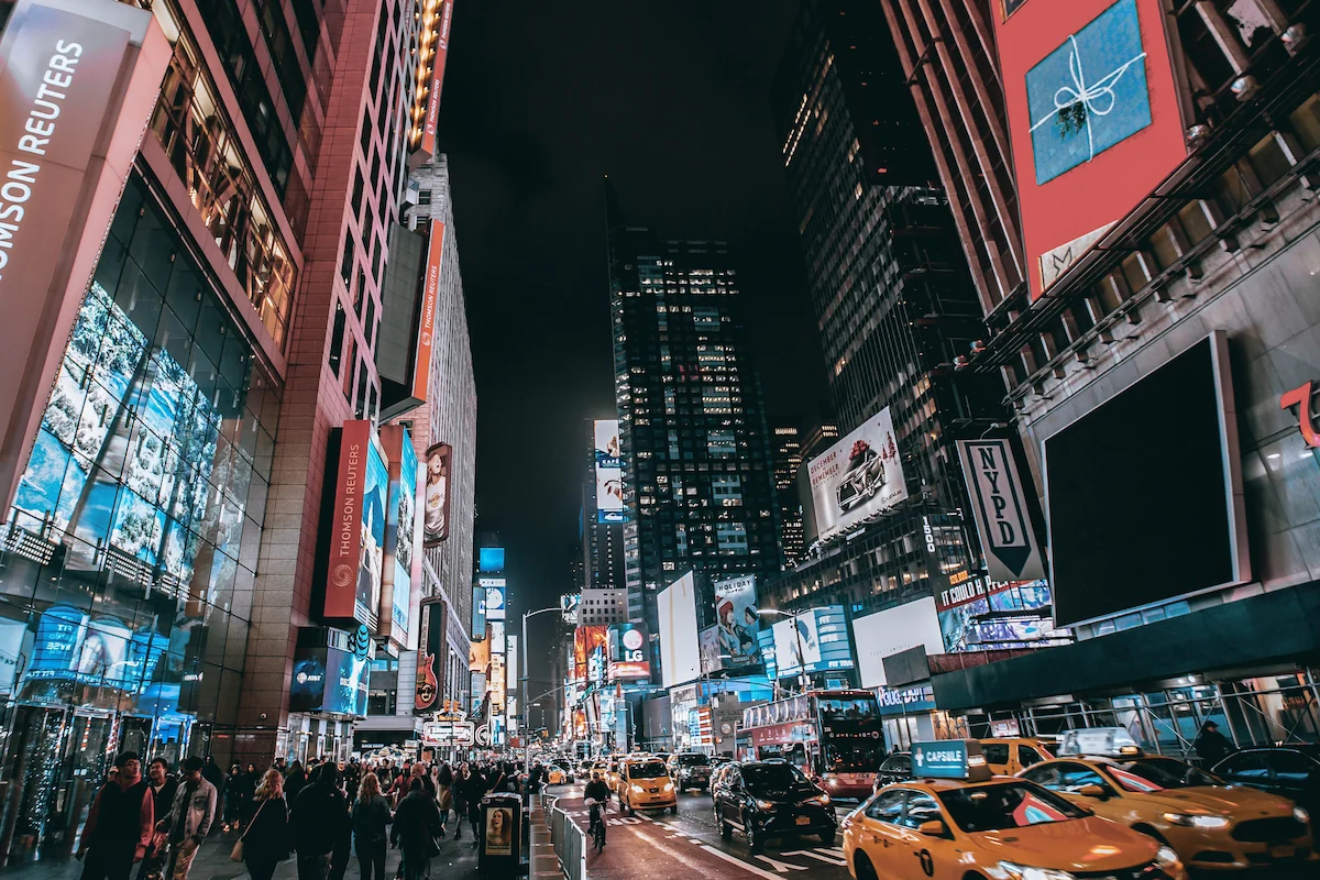 Times Square de noche, Nueva York